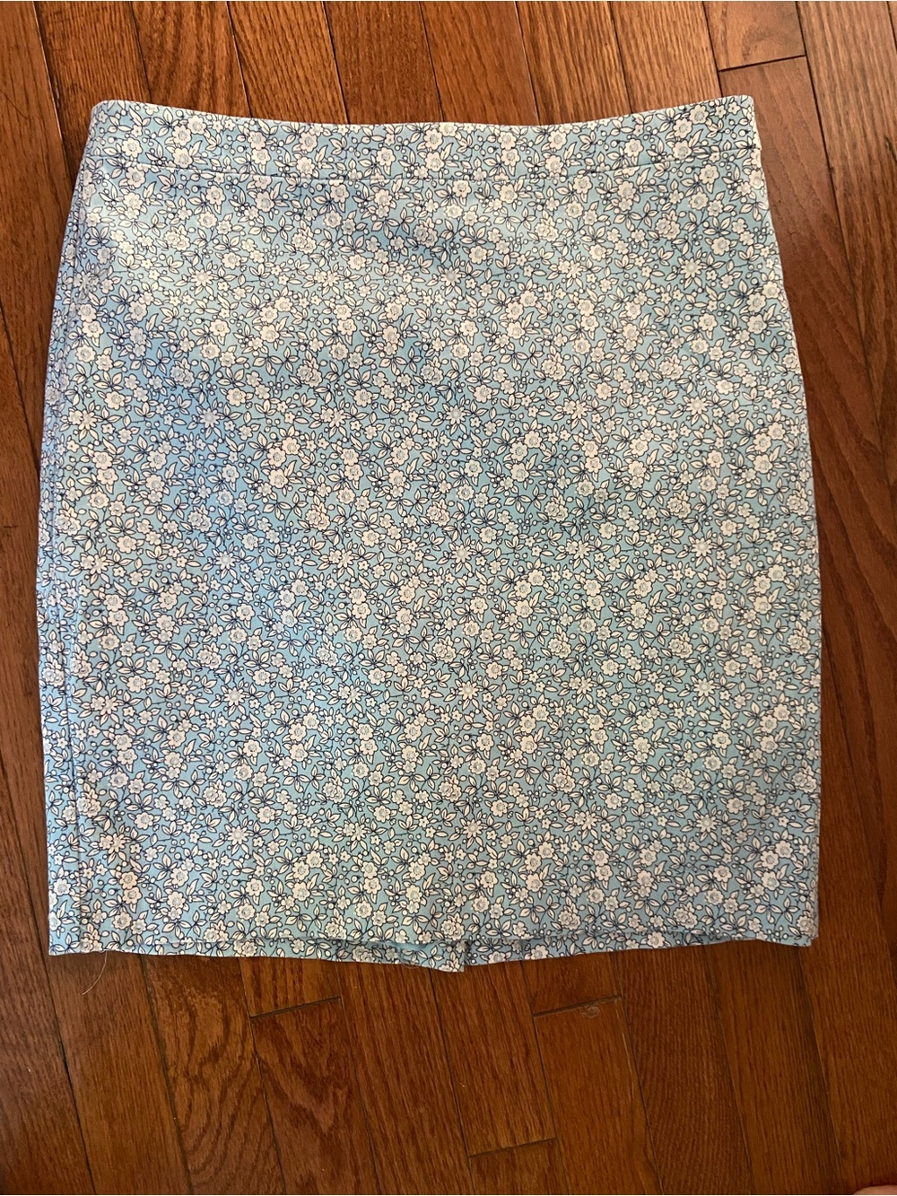 J. Crew Factory Pale Blue and White Floral Pencil Skirt - Like New!